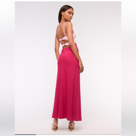 A&F Cutout Maxi Dress - Picture 2 of 7